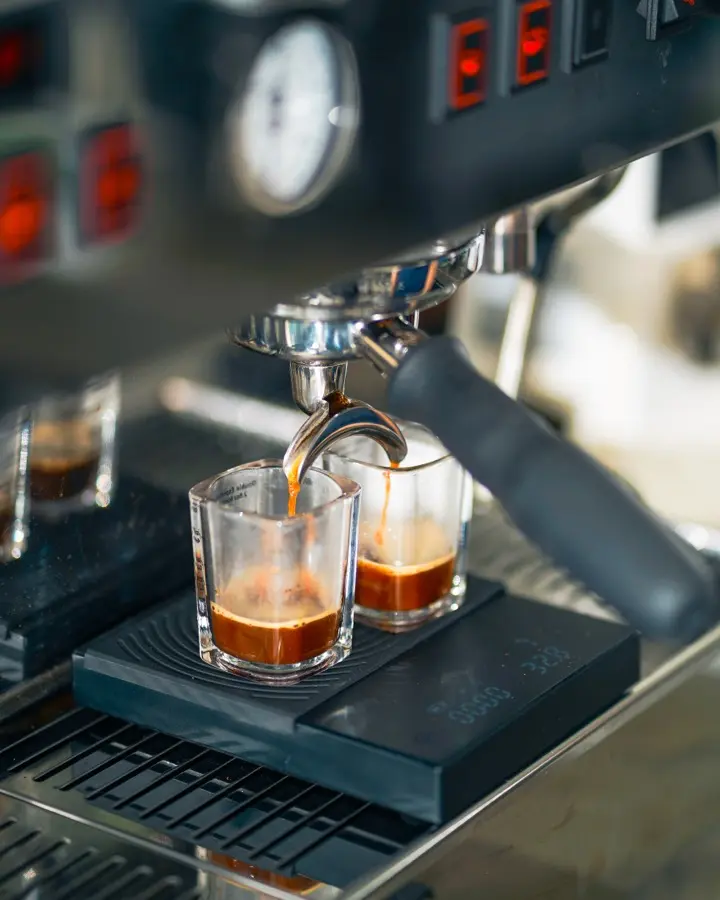 Ekstraksi espresso Locan Coffee